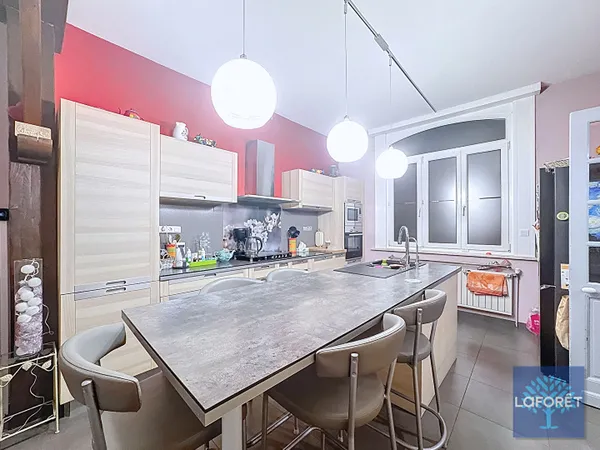 Maison 7 pièces 151 m² 