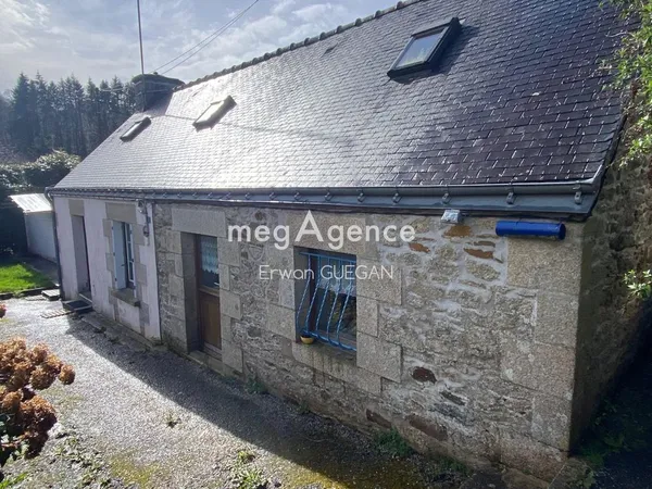 Maison en pierre avec chalet 
