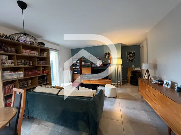 Appartement 4 pièces 83 m² 