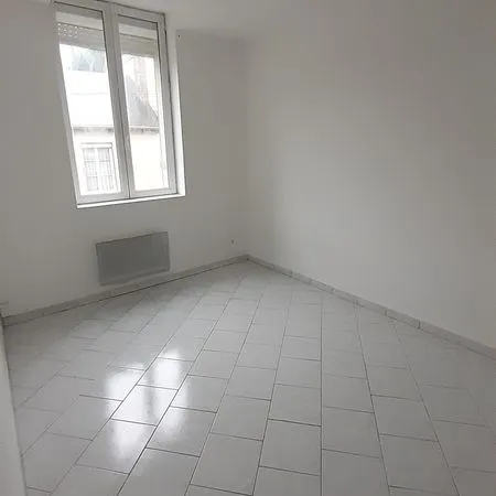 Studio 1 pièce 21 m² 