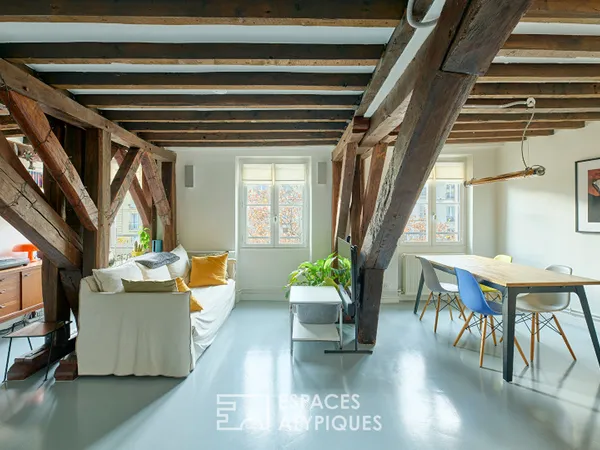 Appartement d'angle multi-exposé proche du Marché de l'Olive 