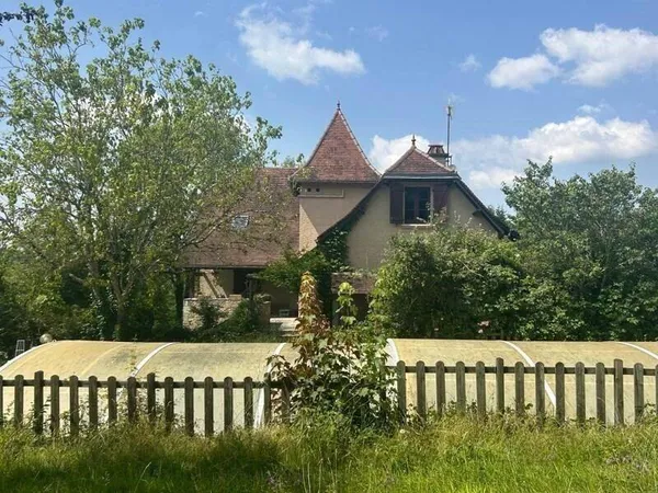 Maison 10 pièces 186 m² 