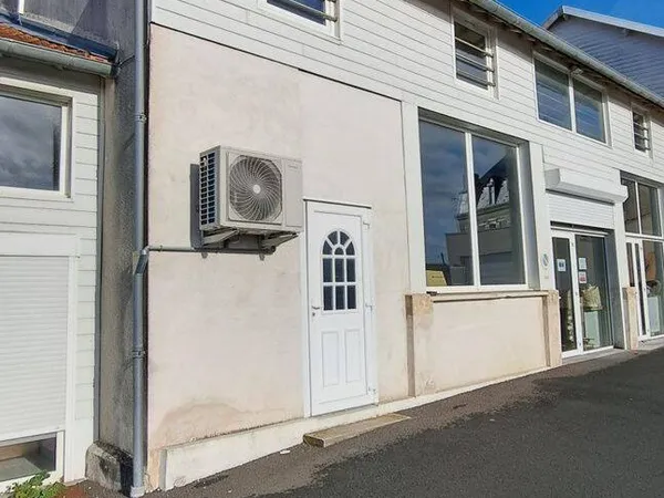 Bureaux 150 m² 
