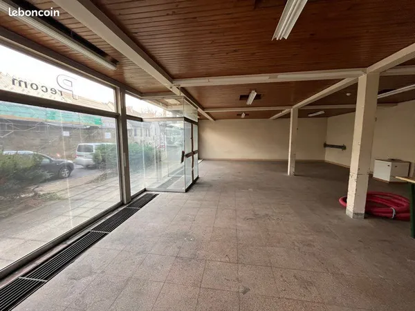 Local commercial 