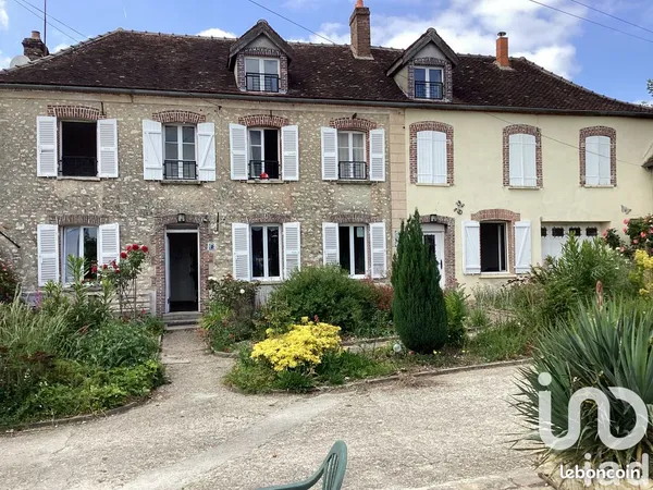 Maison 10 pièces 283 m² 