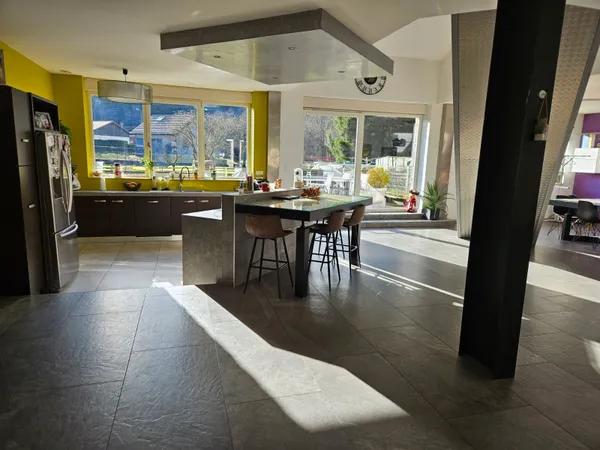 Maison 7 pièces 225 m² 