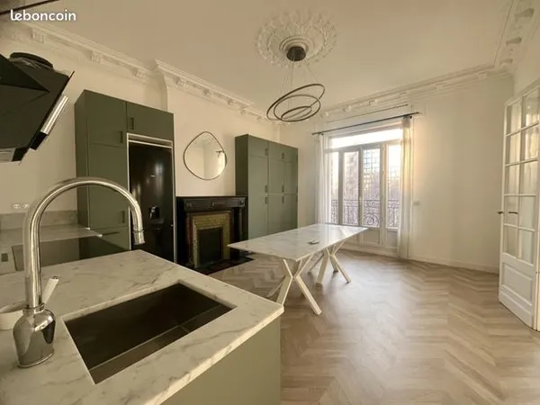 Appartement 4 pièces 104 m² 