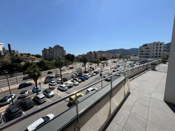 Bureau 56 m² 