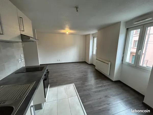 Studio 30m2 Montreal la CLuse 