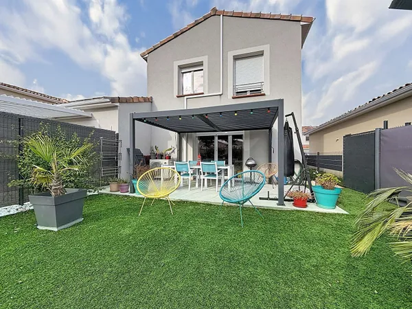 A VENDRE - A ST HILAIRE - Maison T4 avec garage et jardin 