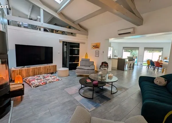 Maison 5 pièces 167 m² 