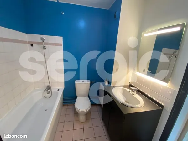 Studio 1 pièce 29 m² 
