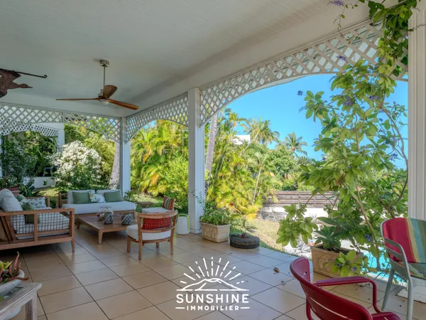 EN EXCLUSIVITÉ - Villa de standing avec piscine chemin Summer Saint Gilles les Bains, SUNSHINE 