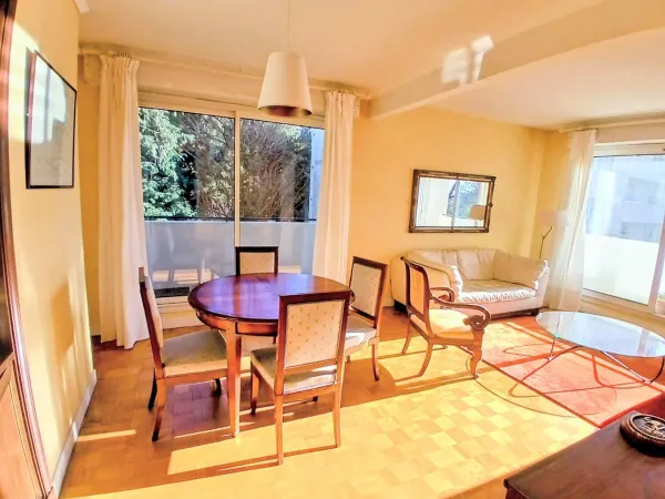 NANTES - AVENUE PRIVÉE- CAMUS / CHÉZINE- T4 LUMINEUX - 95,5m² - BALCONS - ASC. - BOX & CAVE 