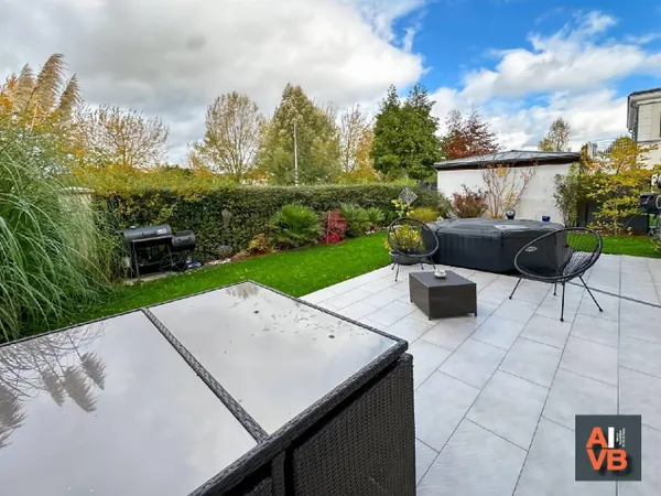 Maison 7 pièces 130 m² 