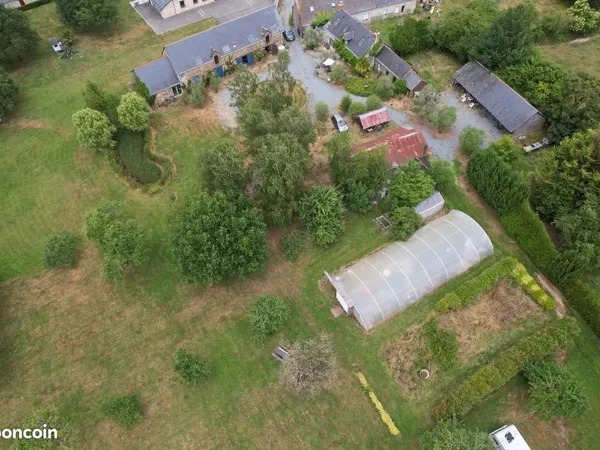 Propriété 4 pièces 109 m² 
