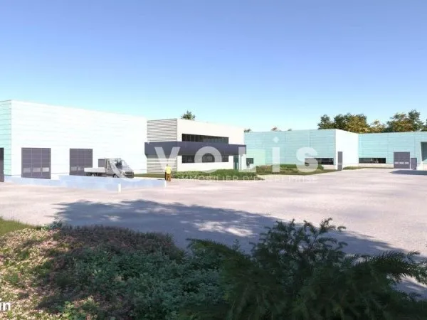 Local industriel 8 504 m²
