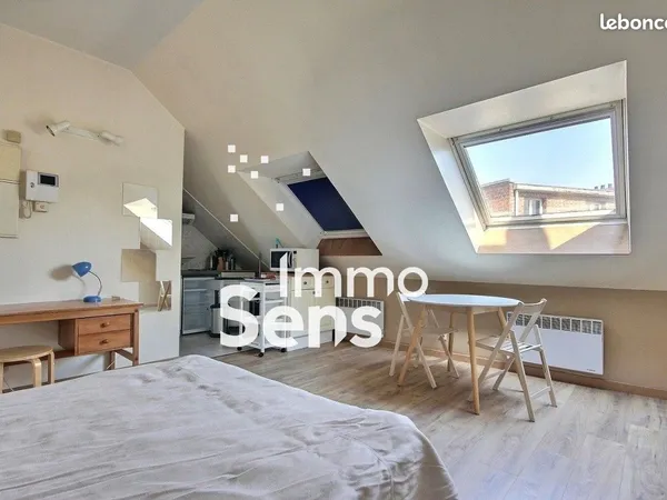 Studio 1 pièce 21 m² 