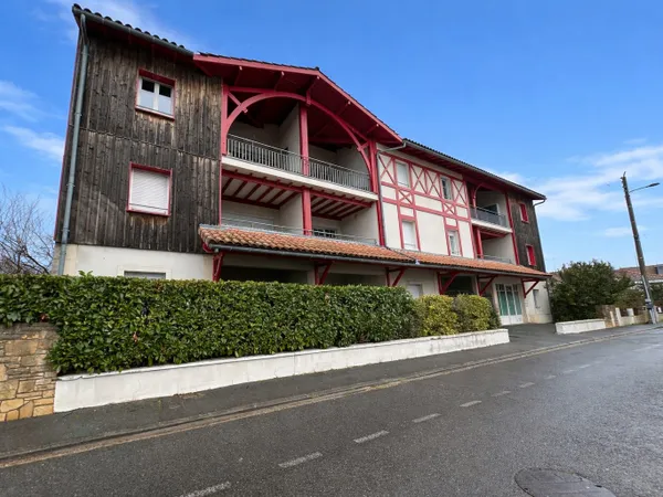 A vendre HYPER -CENTRE appartement T3 LA TESTE DE BUCH - Bas 