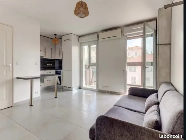 Appartement Location Nice 1p 25m² 950€