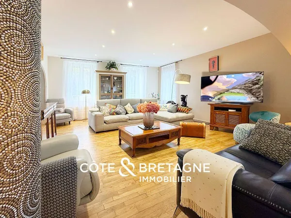 Maison 9 pièces 179 m² 