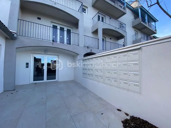 Appartement 2 pièces 67 m² 