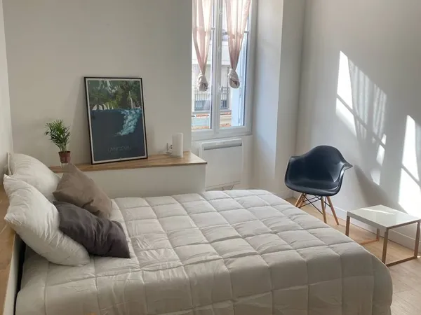 À louer : Grand studio meublé au coeur de Nantes ! 