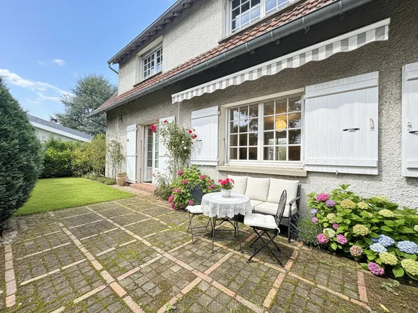 Maison Chatenay Malabry 7 pièce(s) 154 m2 