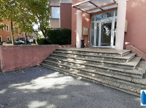 BUREAUX A LOUER 