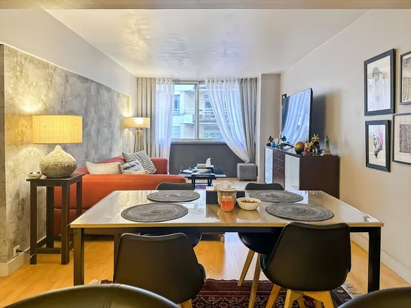 Appartement 3 pièces 82 m² 
