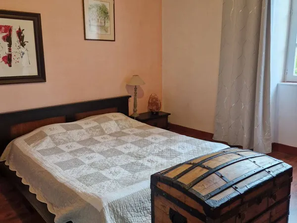 Maison 14 pièces 450 m² 