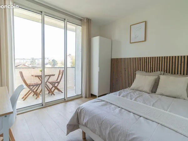 Chambre avec balcon - Coloc récente 🌟 