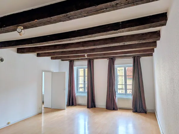 Appartement 2 pièces 82 m² 