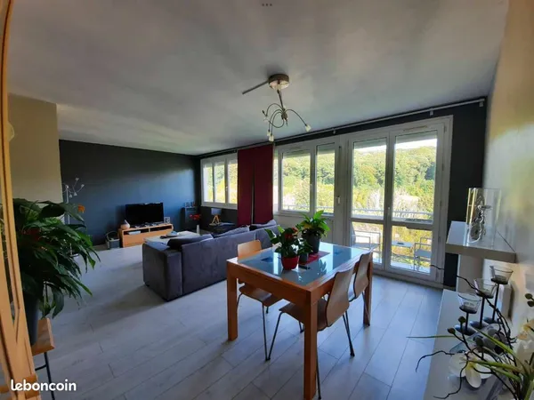 À louer appartement 3 chambres 87 m3 