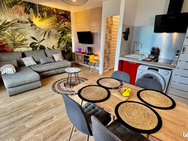 T2 rénové et meublé Résidence MANGANAO piscine et plage privée + citerne d'eau + excellente 
