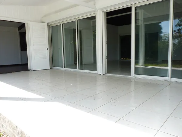 LNA loue Villa F4 La Montagne 