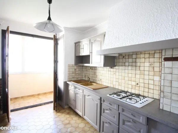 Appartement 3 pièces 64 m² 