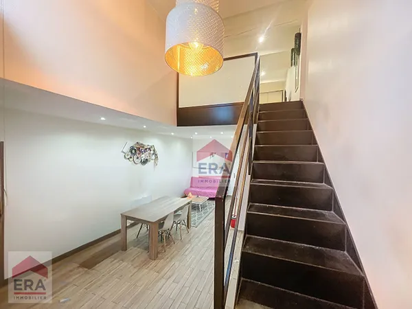 A VENDRE MARSEILLE 13002 REPUBLIQUE JOLIETTE LOCAL COMMERCIAL T2 
