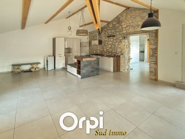 Appartement 2 pièces 103 m² 