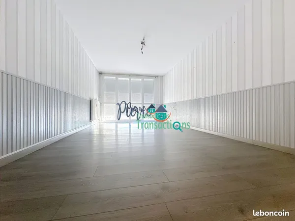 Appartement 1 pièce 60 m² 