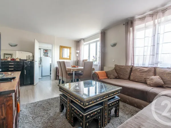 Appartement 3 pièces 64 m² 