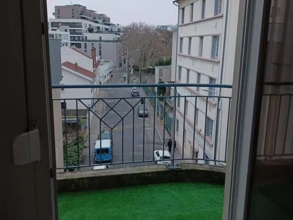Studio 1 pièce 18 m² 
