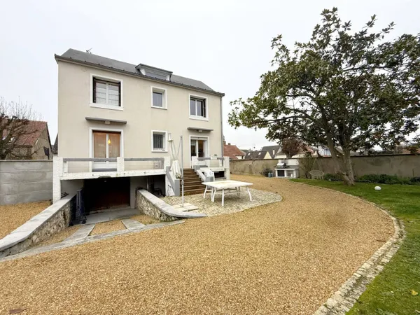 Maison 7 pièces 145 m² 