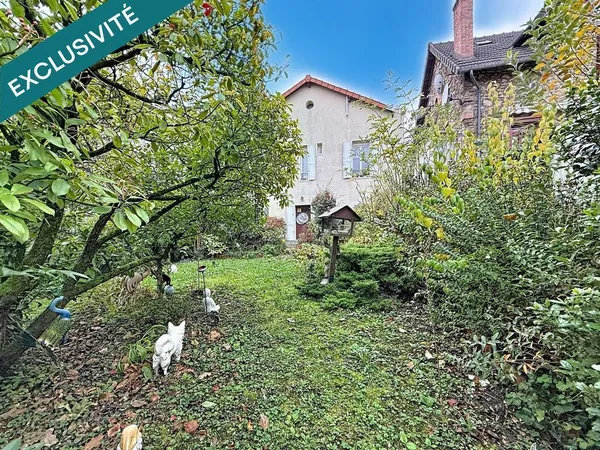 Maison familiale 5 pièces,85 m² habitables environs et 165m² au total environs et , Jardin et 