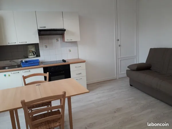 Studio meublé 20 m2 oasis eau comprise 