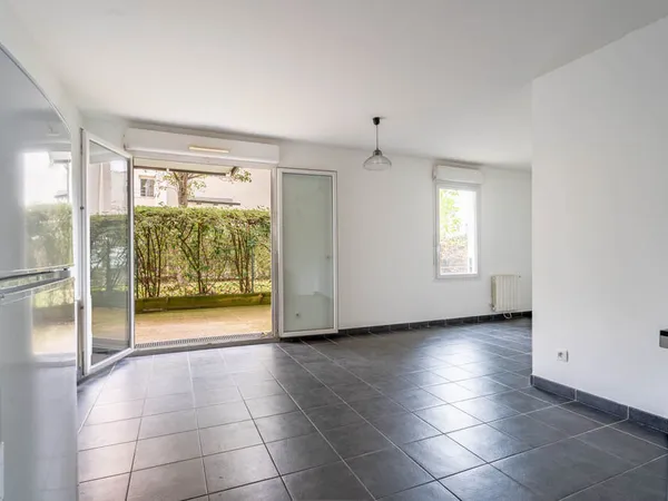 Appartement T2 45 m2 avec terrasse Lyon 9 (Valmy) 