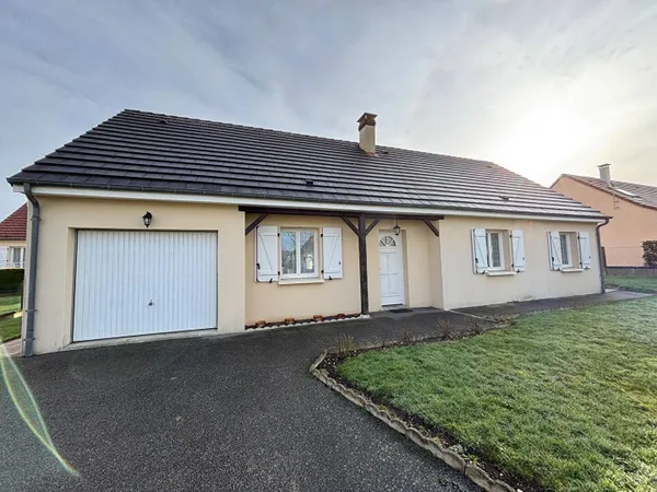 Maison de plain-pied 4 pièces 87 m² 
