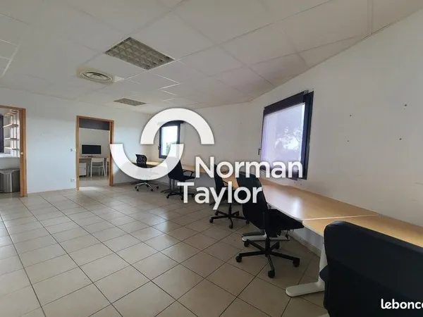 Bureaux 108 m² 