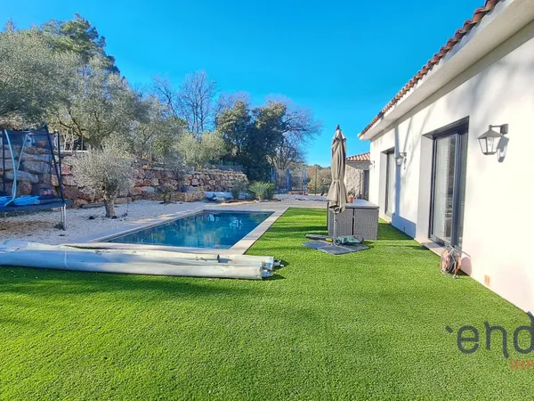 Maison 5 pièces 142 m² 