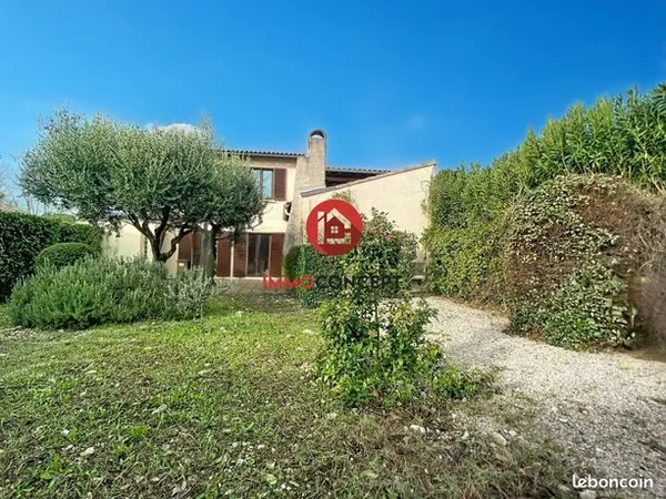 Maison 5 pièces 147 m² 